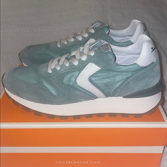 NWT VOILE BLANCHE PARIS Race Sneaker in Sage-Off White - Picture 11 of 13